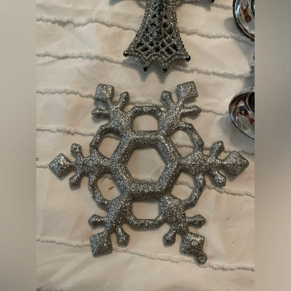 Christmas holiday silver ornaments bundle of 4 - Picture 3 of 5